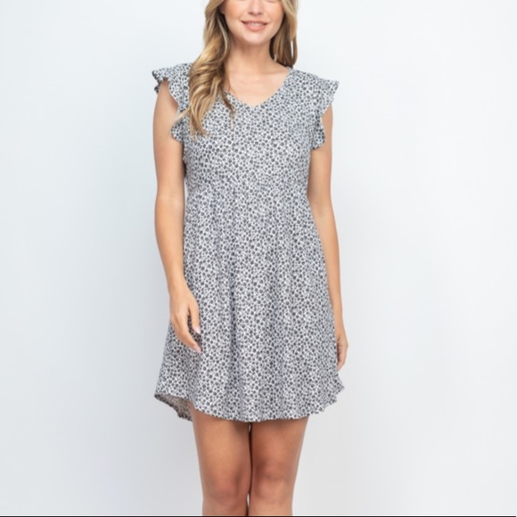 ❤️LAST L NEW SOFT BlackWhite Floral Ruffle Sleeve Dress - Picture 4 of 10